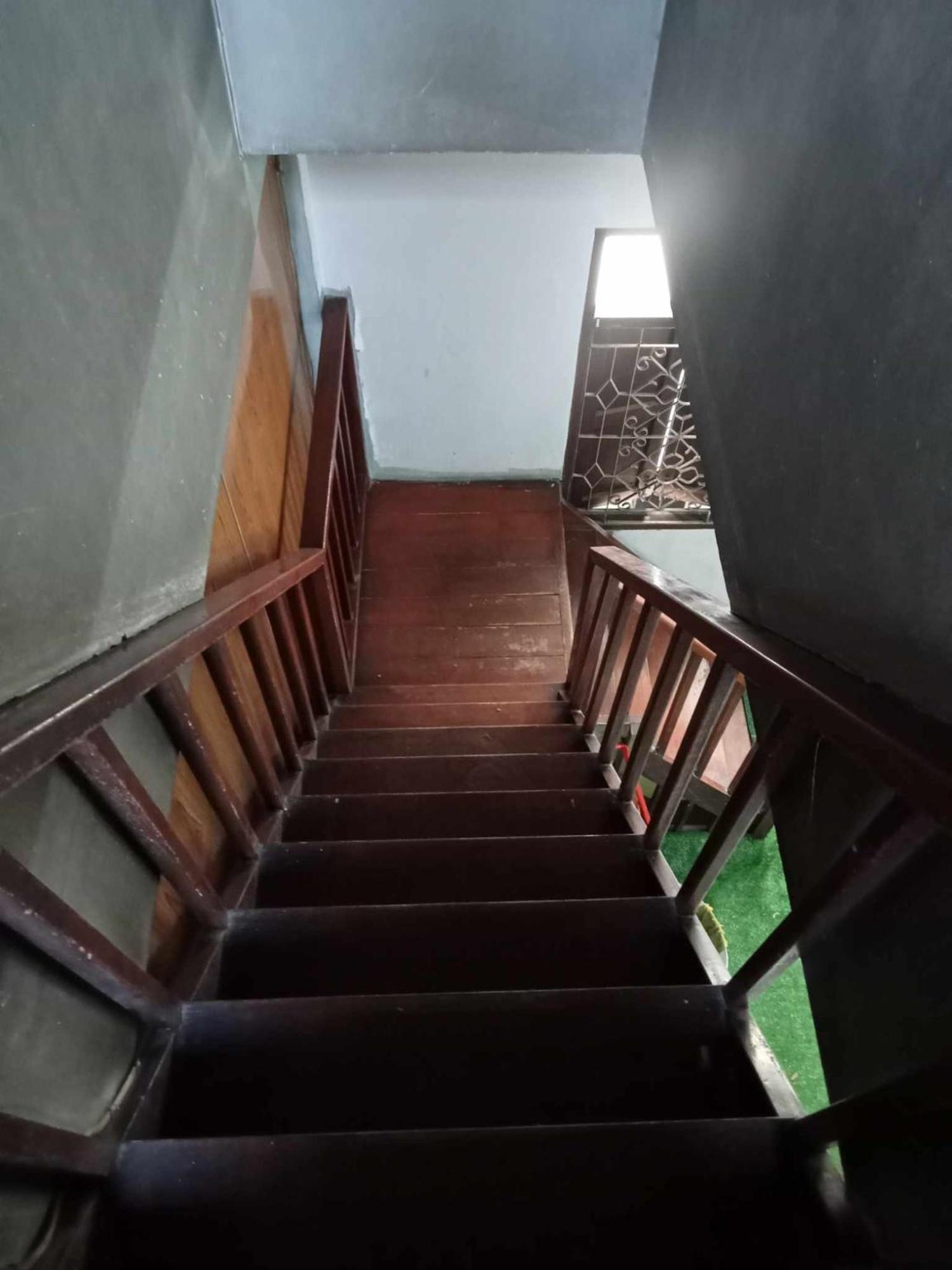 曼谷Bang Lumphu House&Bistro公寓 外观 照片