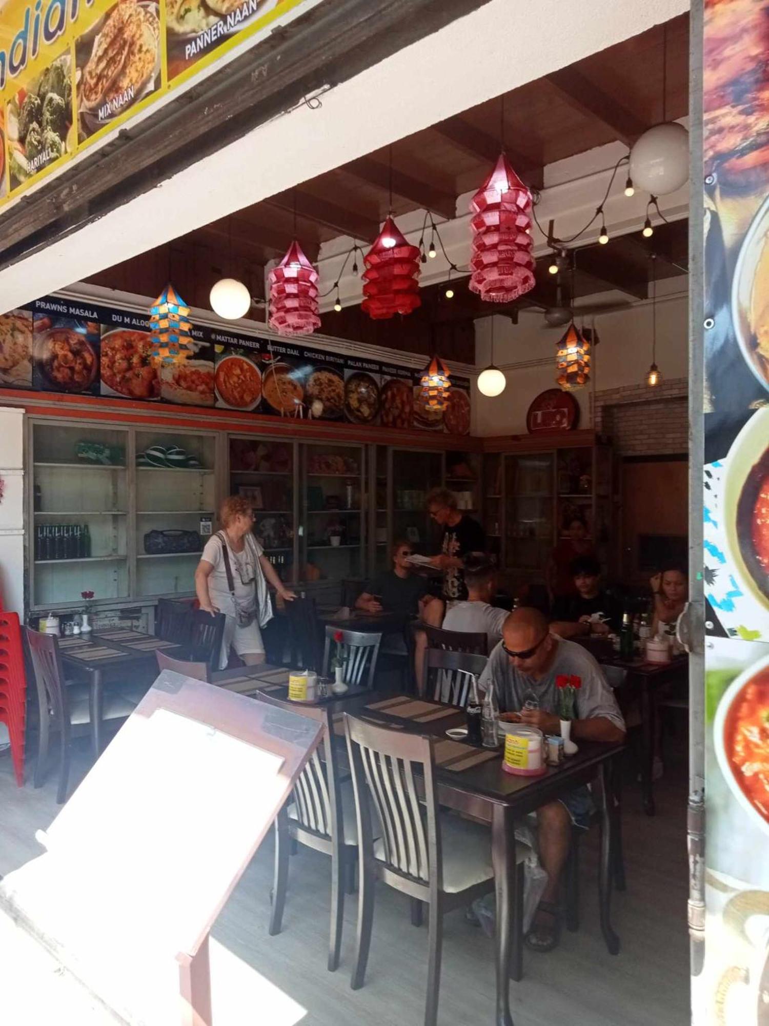 曼谷Bang Lumphu House&Bistro公寓 外观 照片
