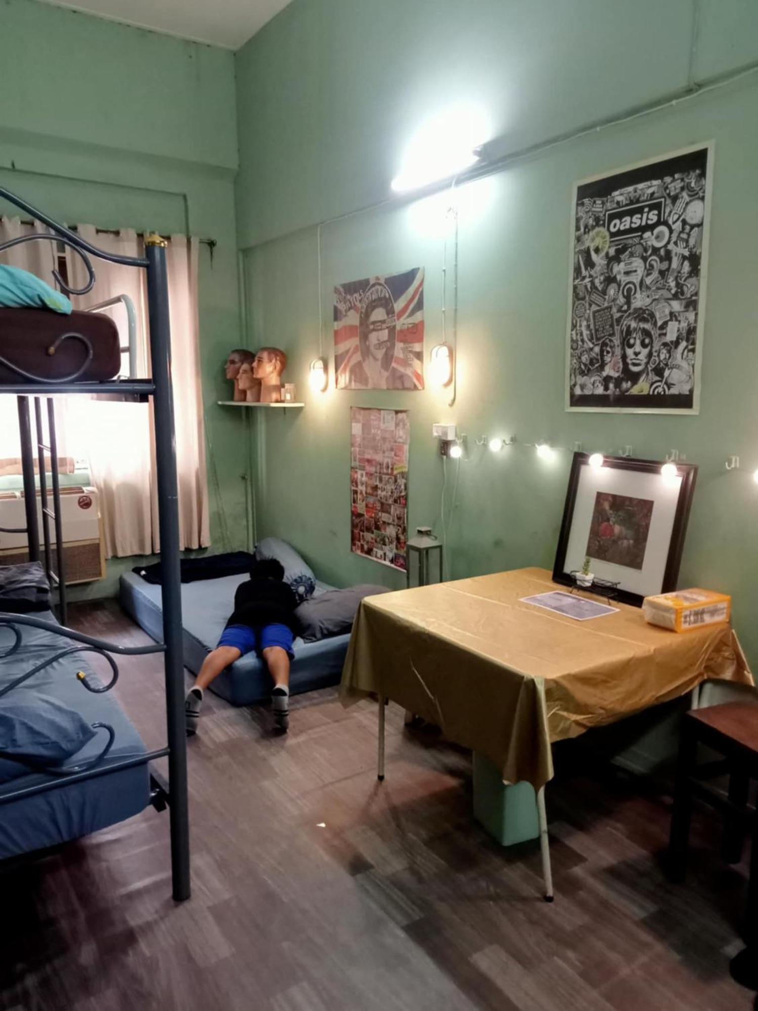 曼谷Bang Lumphu House&Bistro公寓 外观 照片